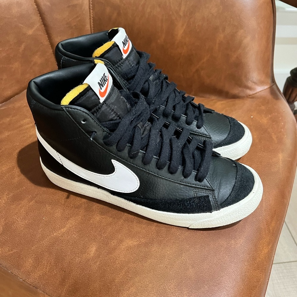 Nike Men's Blazer Mid 77 Vintage black Sail